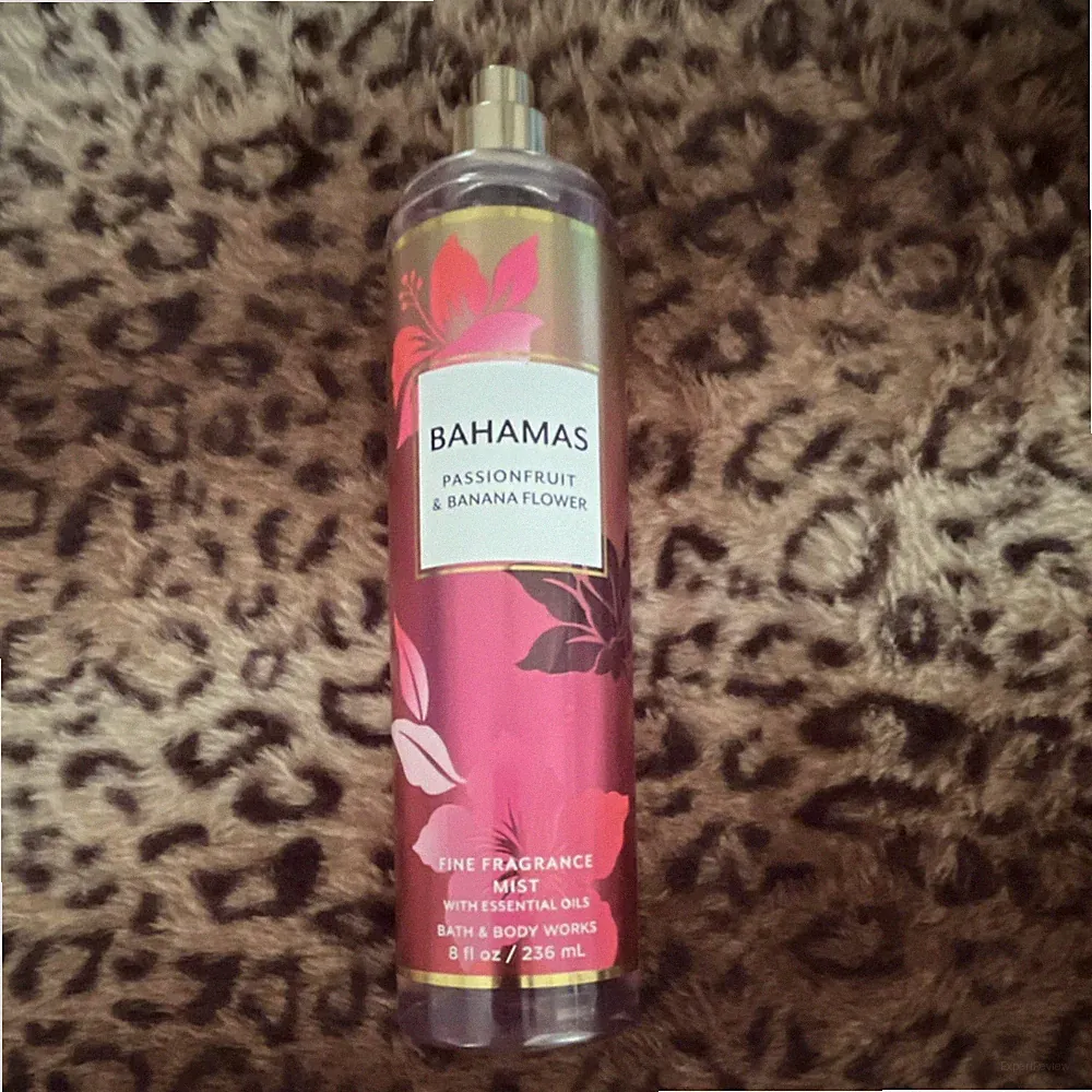 Bath & Body Works Bahamas Passionfruit & Banana Fine Fragrance Mist 8 fl oz